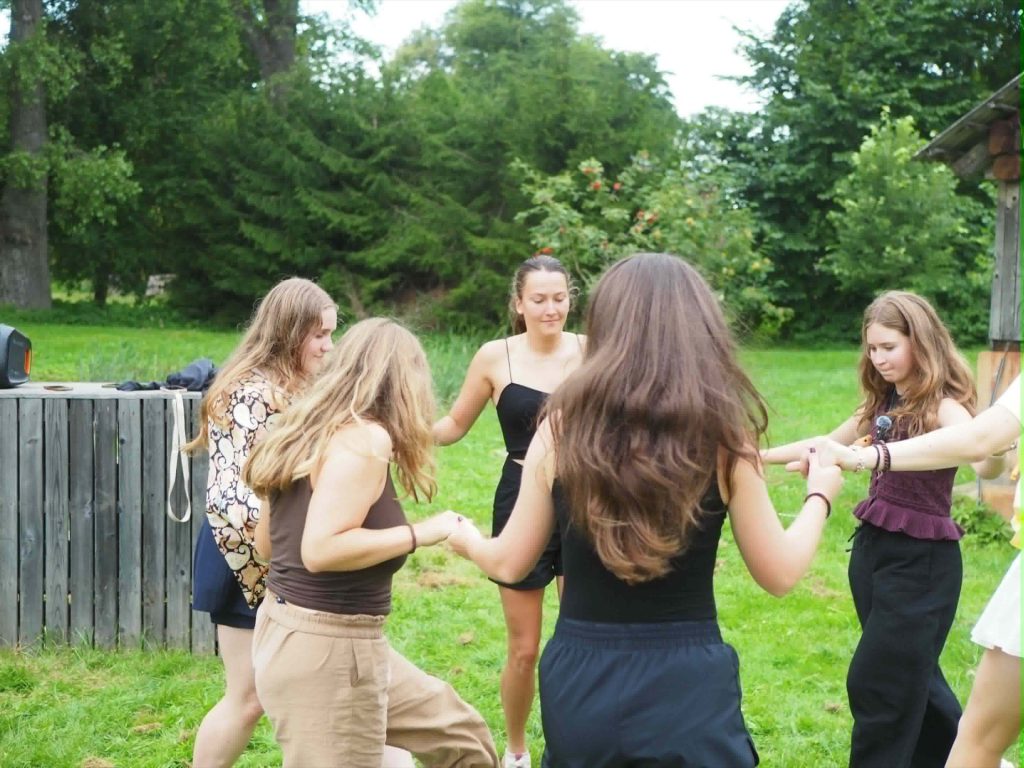 Beszámoló a „Resilient Youth – Resilient Future: Walking with Meaning” Erasmus+ ifjúsági csereprogramról